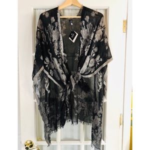 NWT Floral Shall by Echo